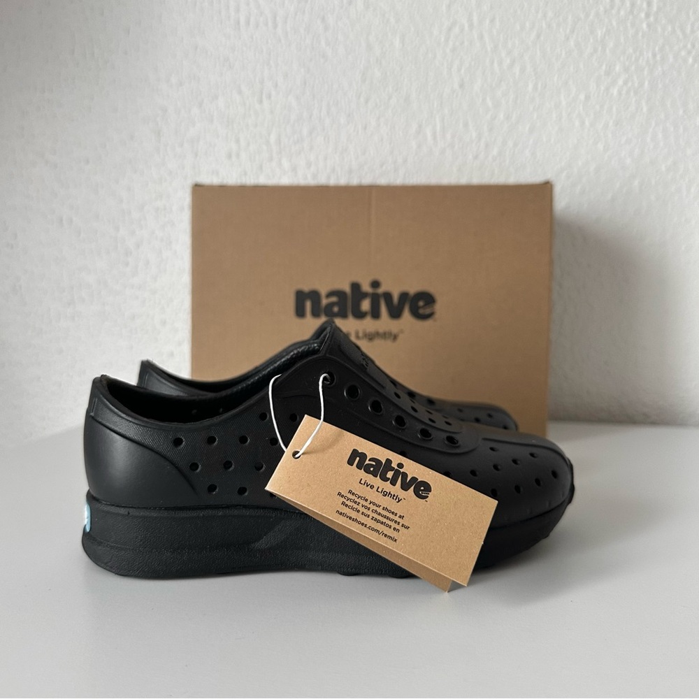 NWT NATIVE SHOES
